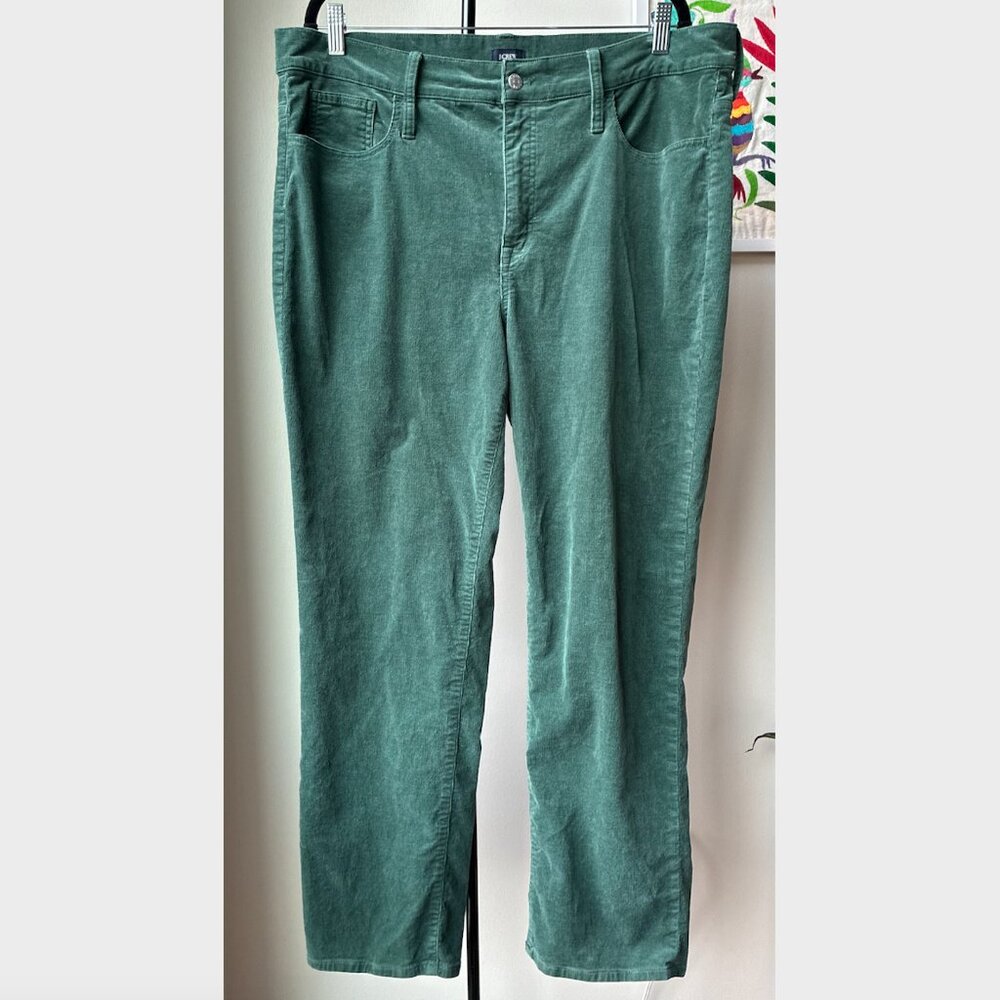 J. Crew Green Corduroy Full-Length Essential Straight Pant - Size 34